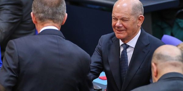 Scholz blickt mit "gewisser Gespanntheit" auf Merz-Kanzlerwahl