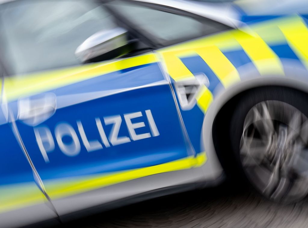 Unbekannte rauben Schmuck aus Juweliergeschäft in Perleberg