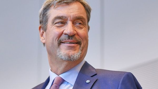 Söder gegen AfD-Verbotsverfahren - Haßelmann drängt darauf