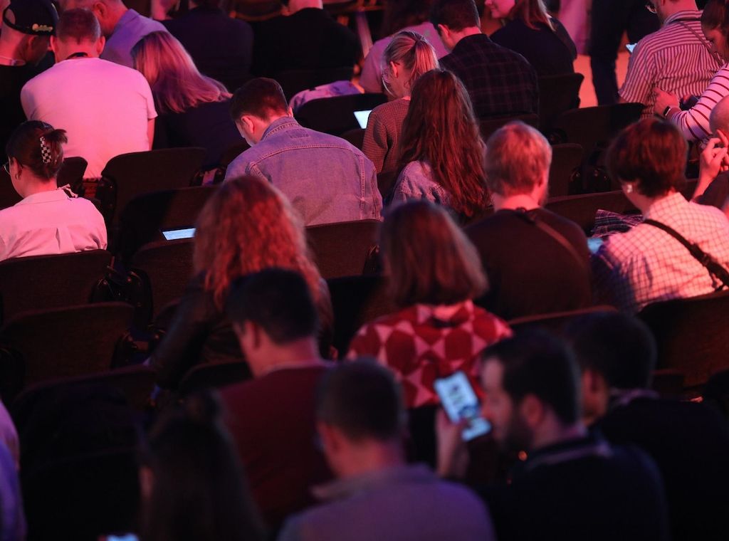 Jugendforscher für Social Media erst ab 16 Jahren