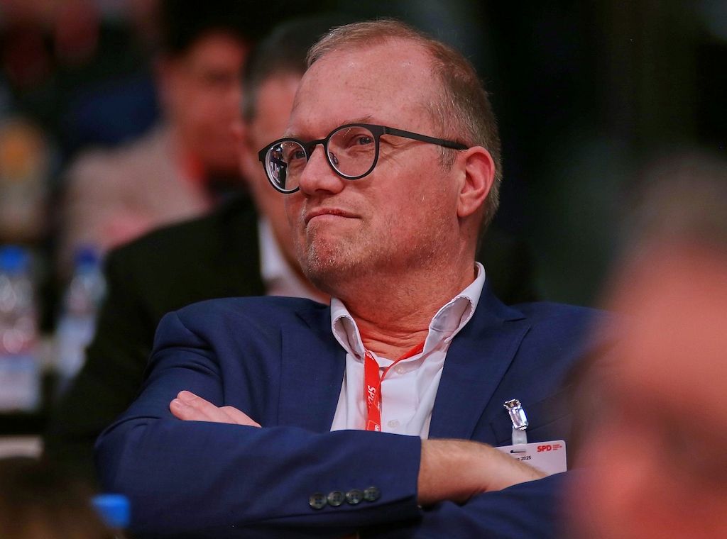 SPD fordert von Ford Bewegung im Streit um Sozialtarifvertrag