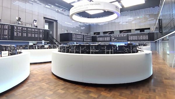 Dax setzt Rekordkurs fort - Ganz große Zoll-Euphorie aber gedämpft