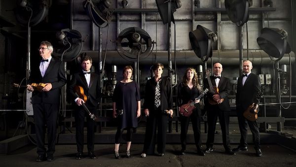 The Ukulele Orchestra of Great Britain kommen am 29. Juni 2025 nach Berlin