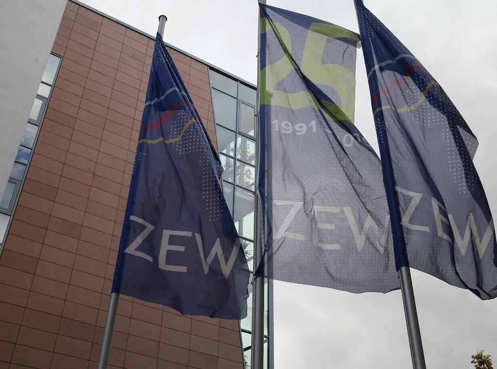 ZEW-Konjunkturerwartungen hellen sich nach Einbruch wieder auf