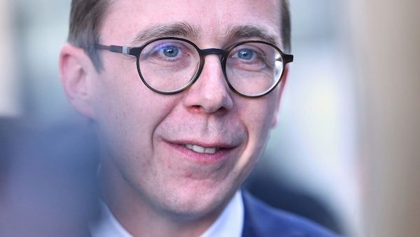Digitalstaatssekretär Amthor: "Werden keine Fax-Geräte einführen"