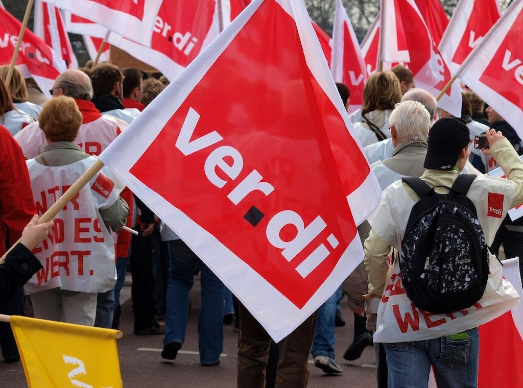Verdi: 15 Euro Mindestlohn müssen notfalls per Gesetz kommen