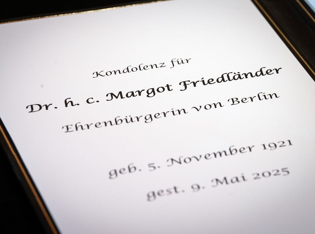 Hohe Sicherheitsstufe bei Beerdigung von Margot Friedländer in Berlin
