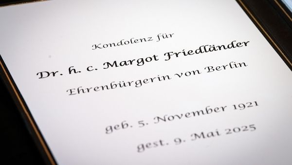 Hohe Sicherheitsstufe bei Beerdigung von Margot Friedländer in Berlin