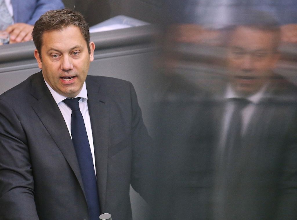 Klingbeil konfrontiert Bundestag mit gesetzgeberischem Kraftakt