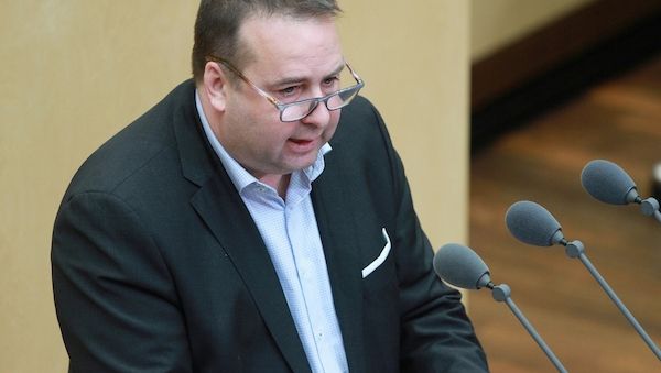 Saarland präsentiert Jugendbeteiligungsgesetz auf Bundesebene
