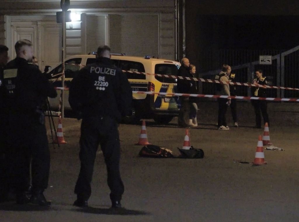 Polizist nach Messerangriff in Berliner-Neukölln schwebt in Lebensgefahr