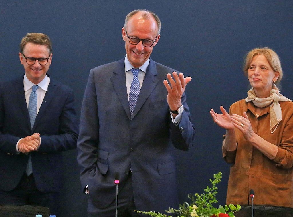 Insa: Union legt zu - SPD verliert leicht