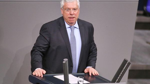Union drängt auf schärfere Sanktionen gegen russischen Ölverkäufe