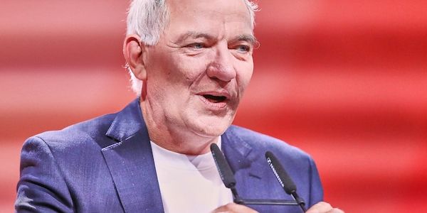 Van Aken warnt vor Einsamkeit durch soziale Ausgrenzung