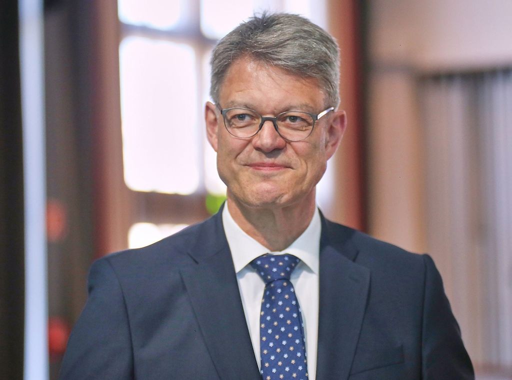 Verkehrsminister Schnieder macht Claudia Stutz zur Staatssekretärin