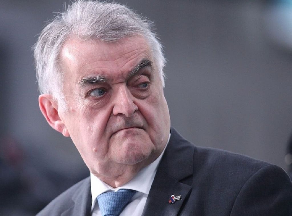 NRW-Innenminister sieht steigende Gewaltbereitschaft der Jugend