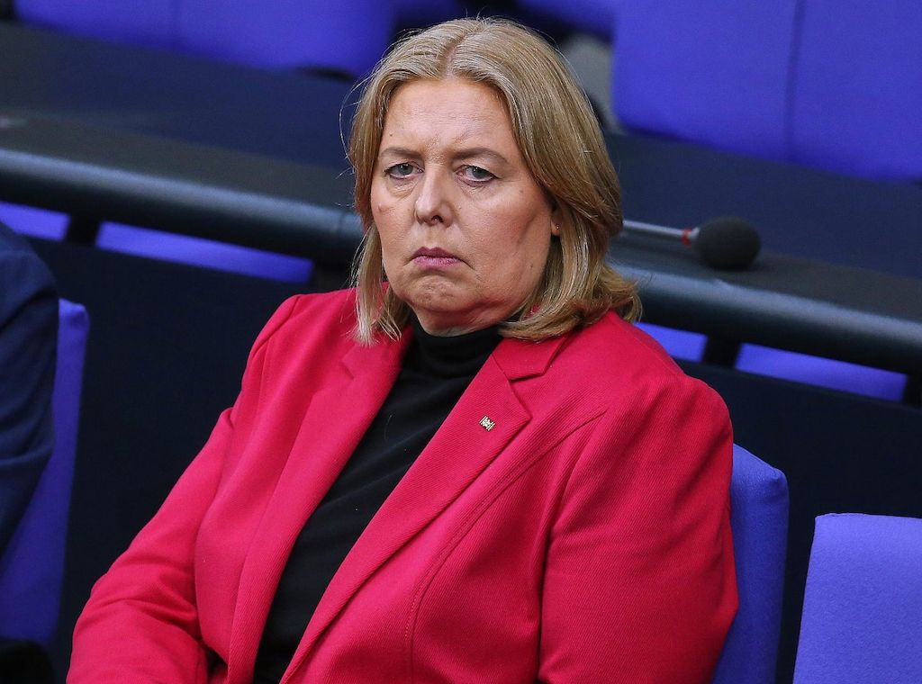 DGB und Paus kritisieren Arbeitsministerin