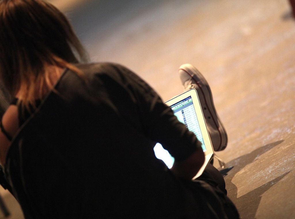 OLG erlaubt Meta Nutzung öffentlicher Profildaten für KI-Training