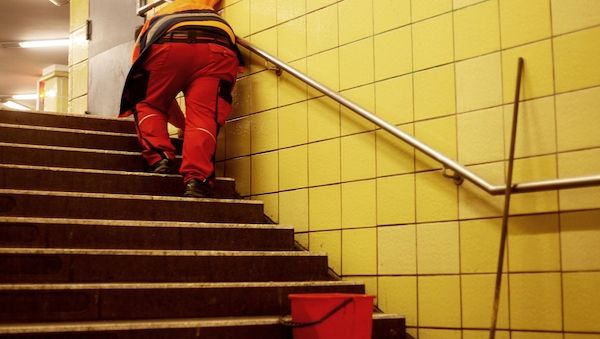 Arbeitgeberverband warnt vor 15 Euro Mindestlohn per Gesetz