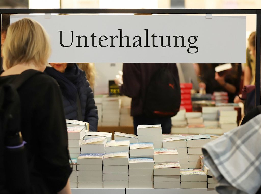Fontane-Literaturpreisträgerin Kränzler startet Lesetour in Brandenburg
