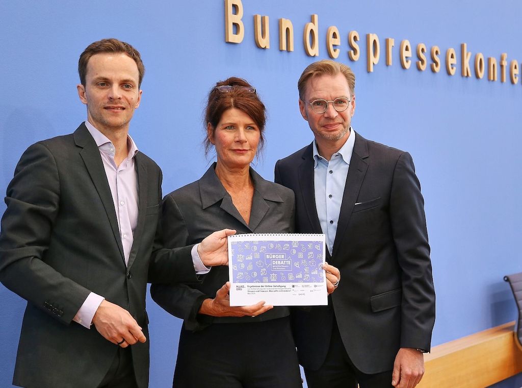 Erhebung vorgestellt: Breites Meinungsspektrum zur Steuerpolitik