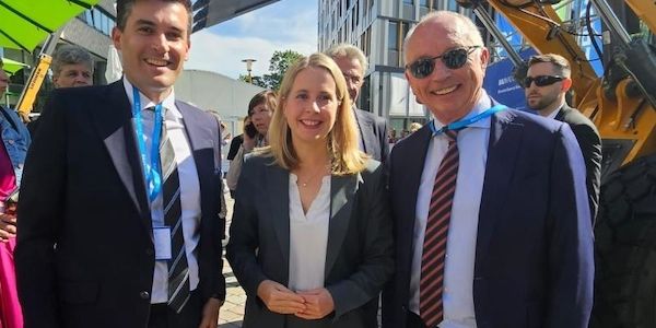 Tag der Bauindustrie 2025: Politik verspricht Bau-Turbo 