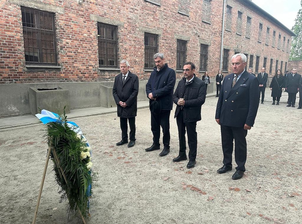 CSU-Landtagsfraktion gedenkt in Auschwitz-Birkenau
