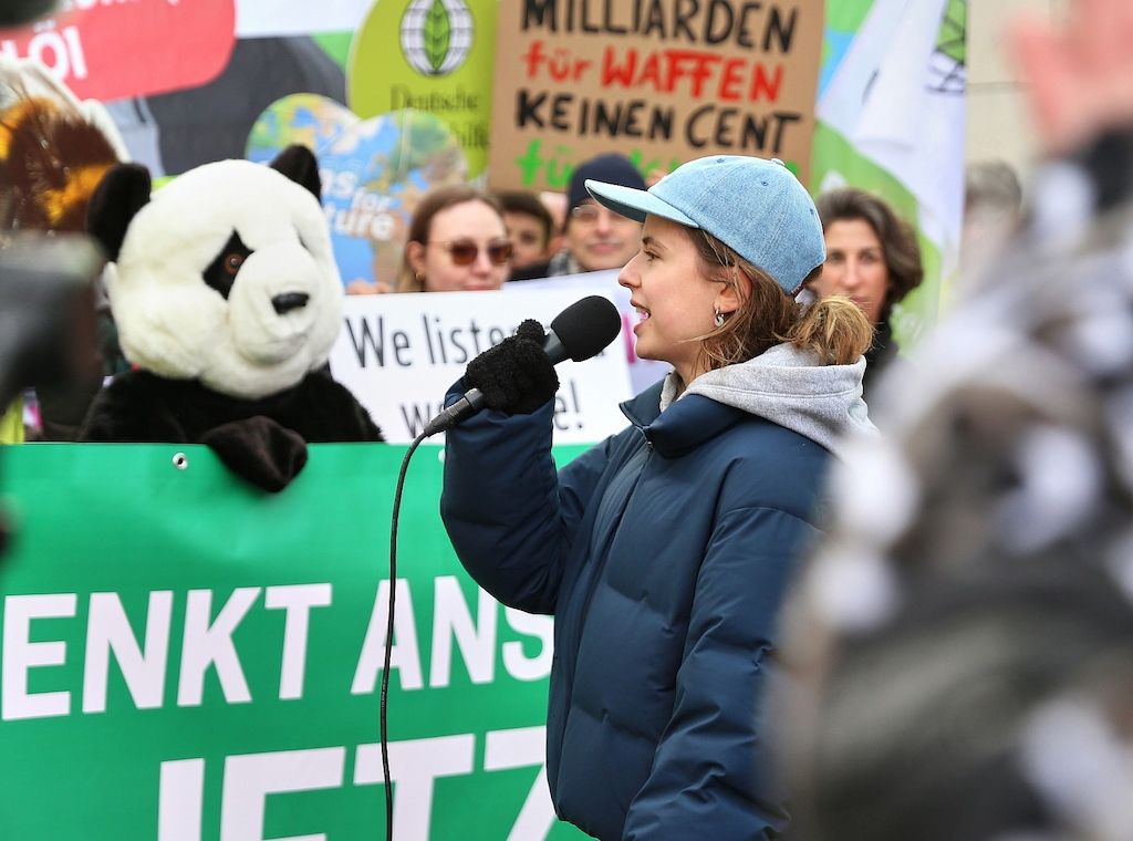 Neubauer warnt Regierung vor "Haushaltstricks" auf Kosten des Klimas