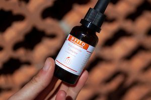 Myrto Naturkosmetik:  Niacinamid – Wirkstoffwunder für gesunde Haut Bild 1