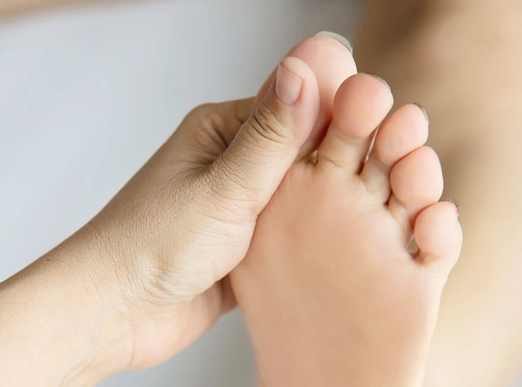 Myrto Naturkosmetik - Bio Fuß- und Nagelbalsam – natürliche Alternative gegen Fußpilz und Ekzeme