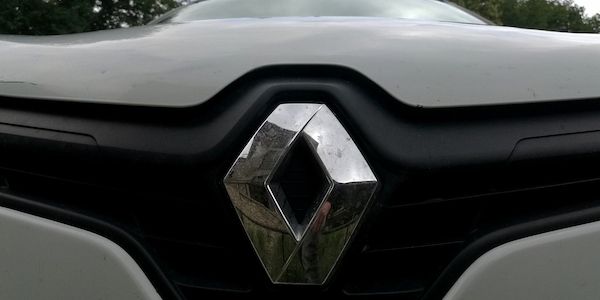Renault sieht Umbaudruck auf Großkonzerne der Autobranche