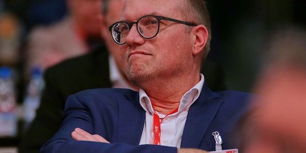 SPD fordert von Ford Bewegung im Streit um Sozialtarifvertrag
