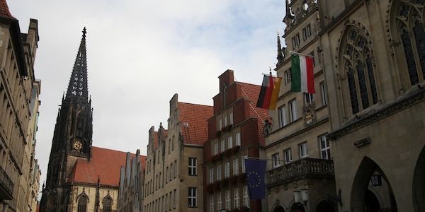 NRW-Besoldungsamt verschickt über 45.000 fehlerhafte Bescheide