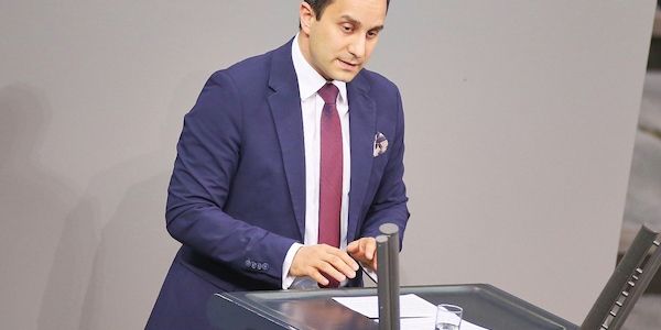 SPD-Mann Özdemir erwartet CDU-Kapitäns-Vorschlag für FC Bundestag