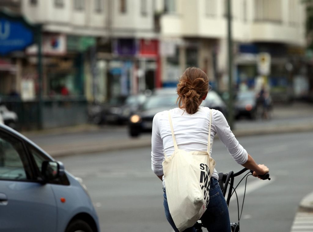 Frankfurt: Verhältnis von Autos zu Rädern in Kettenhof- und Grüneburgweg umgekehrt