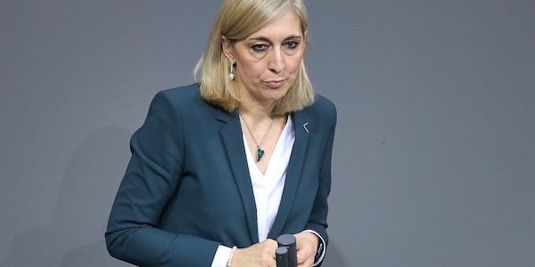 Gesundheitsministerin Warken sieht Unwissenheit als Stärke