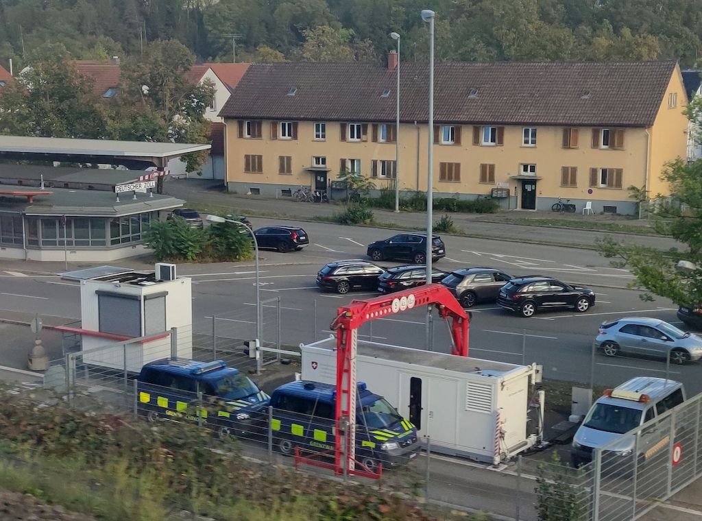 Grenz-Politik: Schweizer Behörde sieht bisher keine Veränderungen