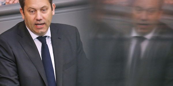 Klingbeil konfrontiert Bundestag mit gesetzgeberischem Kraftakt