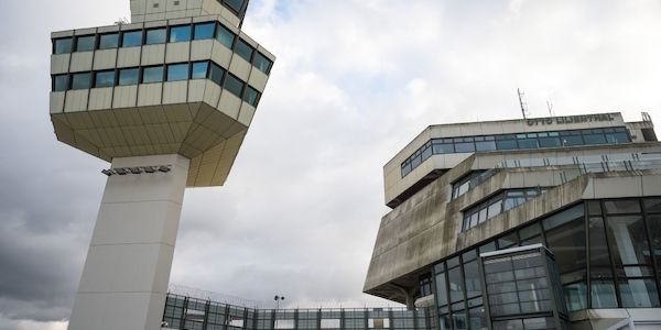Geflüchtetenunterkunft Tegel soll weiter genutzt werden