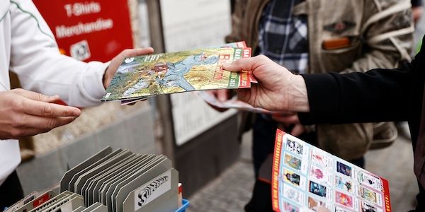 In Berliner Büchereien werden heute Comics für Kinder verschenkt