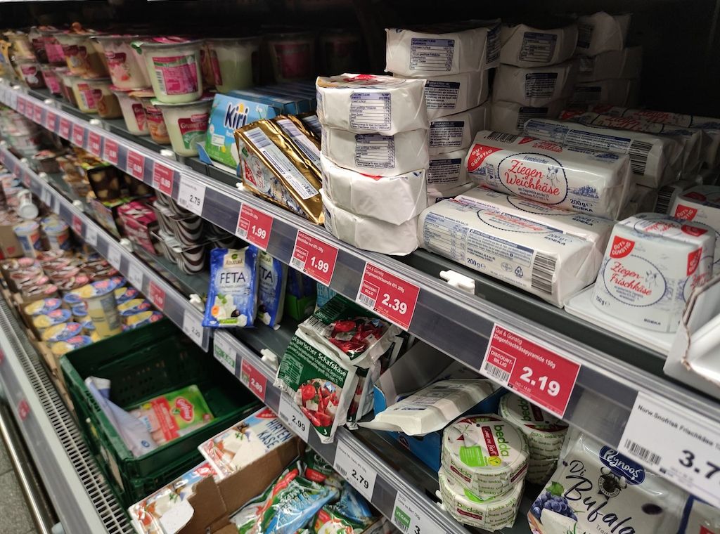 Inflationsrate bleibt bei 2,1 Prozent - Kerninflation klar darüber