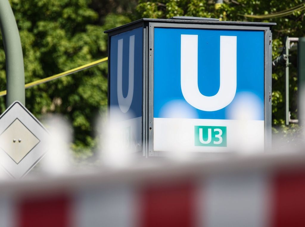 U-Bahn Einschränkungen wegen beschädigter Tunneldecke