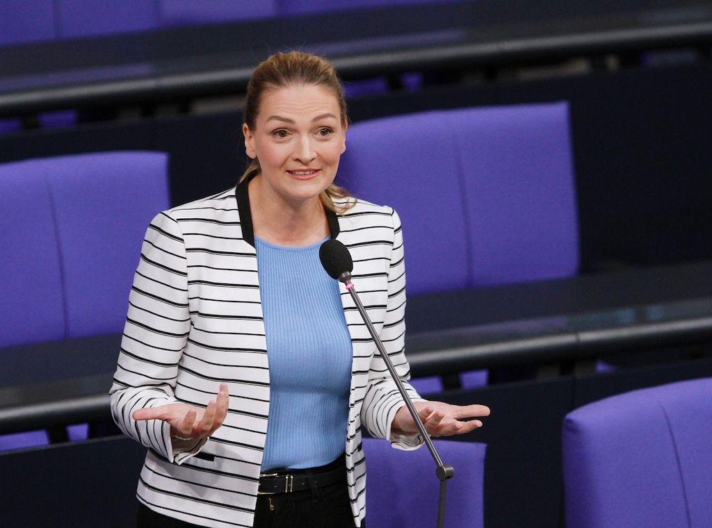 Bayerns Gesundheitsministerin wirft SPD und Grünen Doppelmoral vor