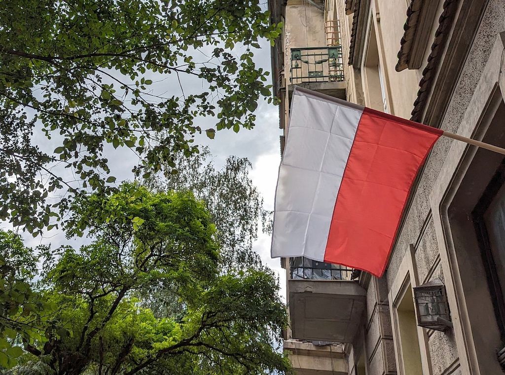 Rechter Kandidat Nawrocki gewinnt Präsidentschaftswahl in Polen