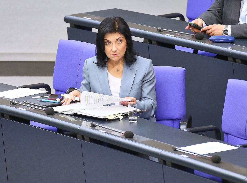 Audretsch verlangt Offenlegung von Reiches Firmenbeteiligungen
