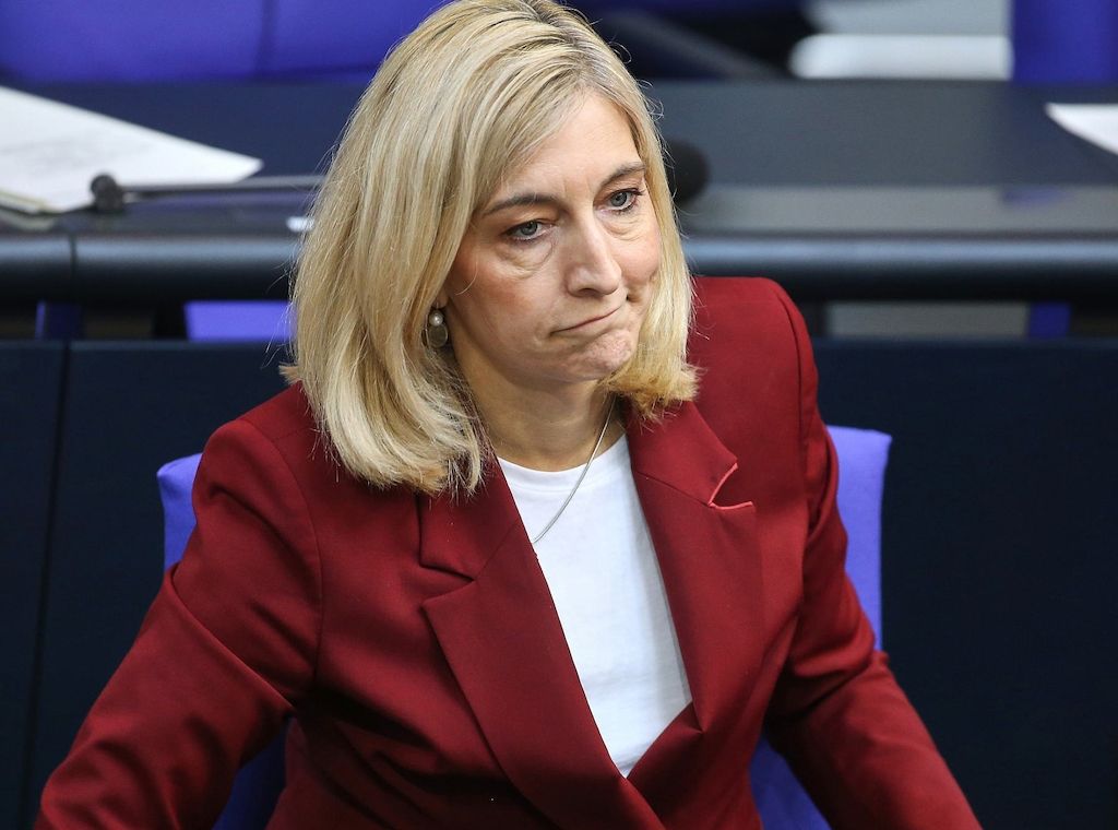 Grüne kritisieren Hausarztpläne der Gesundheitsministerin