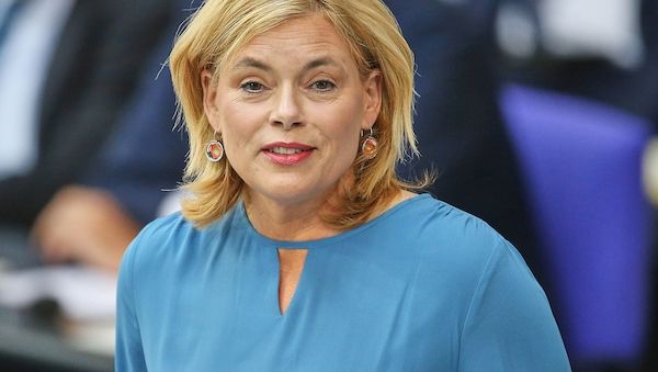 Klöckner: Nächstes Staatsoberhaupt muss Frau sein