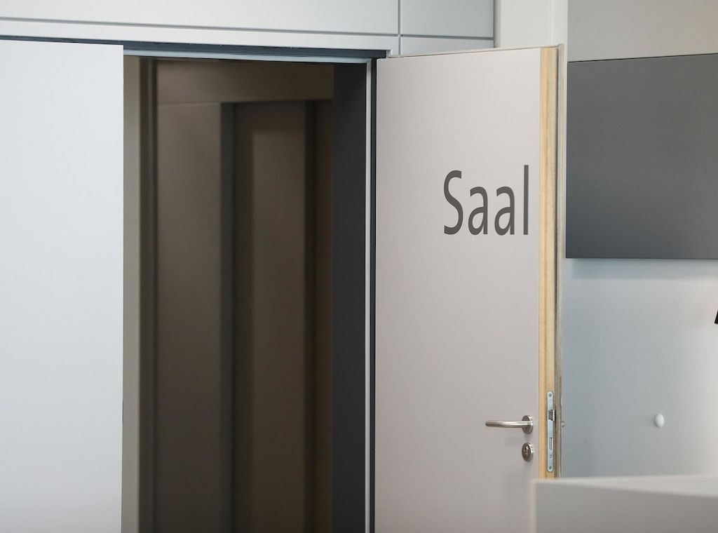 Brandenburg beteiligt sich an KI-Projekt für effizientere Justiz