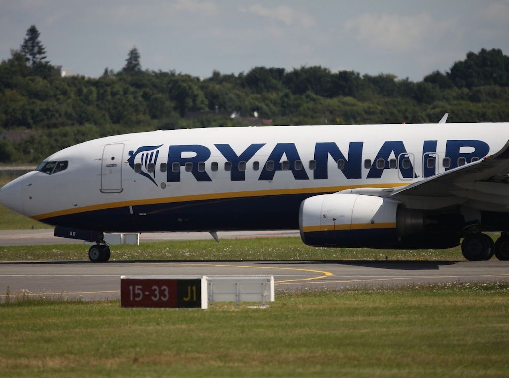 Ryanair-Maschine muss in Memmingen notlanden - Mehrere Verletzte