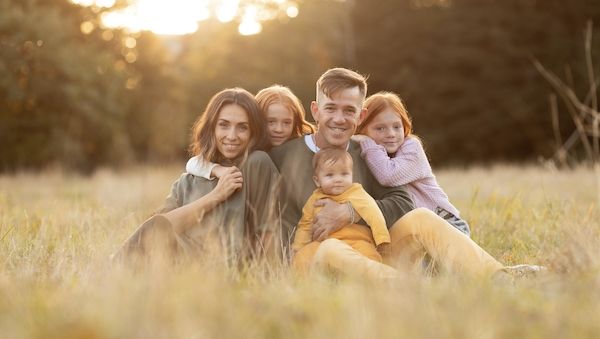 Erinnerungen, die bleiben: Warum Familienfotos wieder im Trend liegen